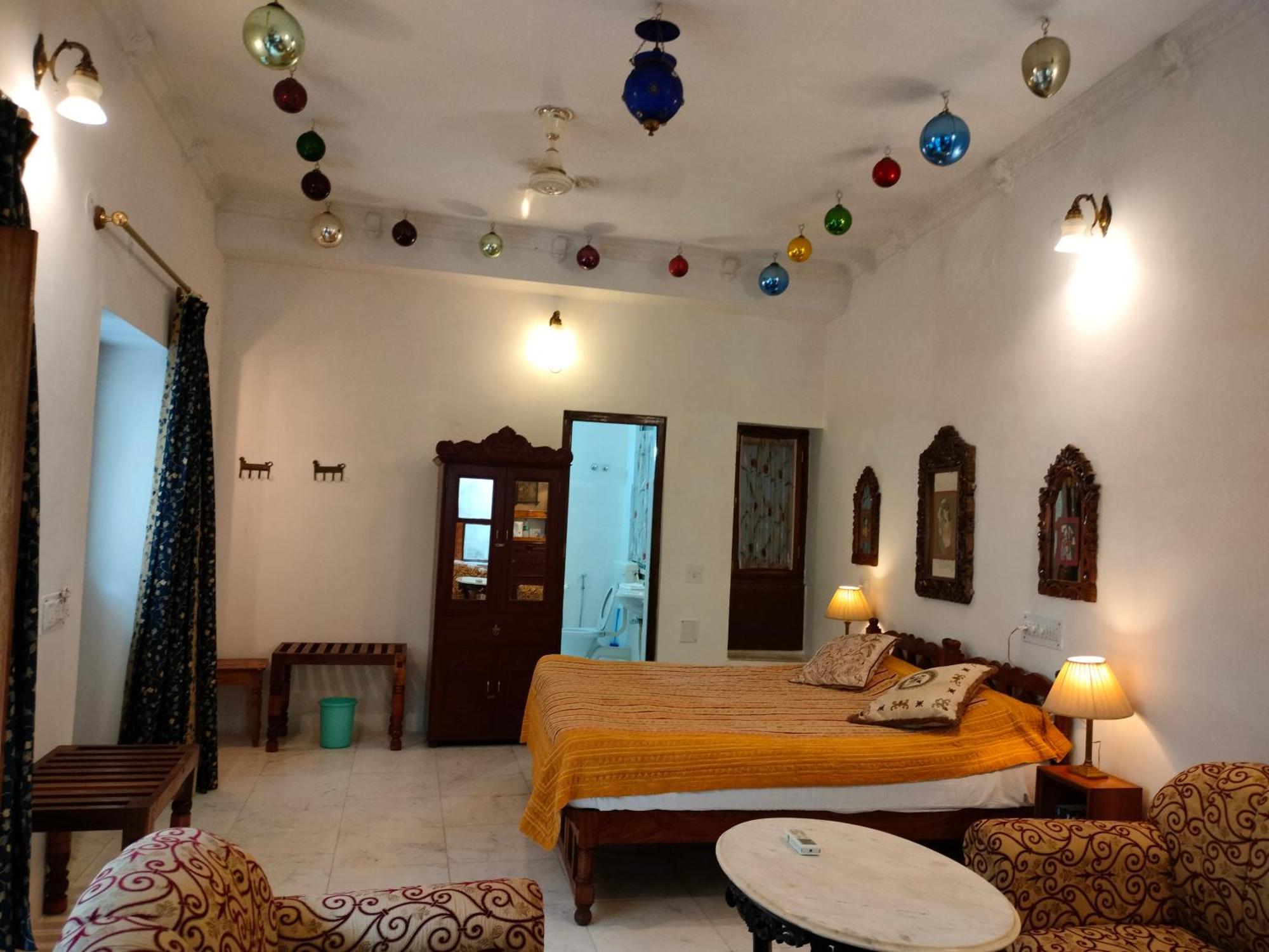 Haveli Braj Bhushanjee Heritage Hotel Bundi Exterior photo