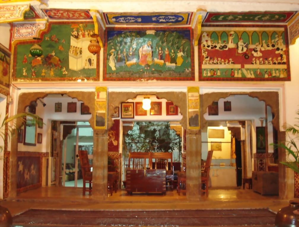 Haveli Braj Bhushanjee Heritage Hotel Bundi Exterior photo