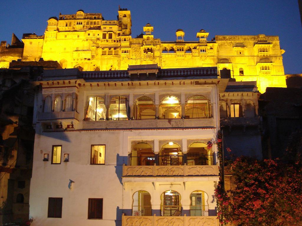 Haveli Braj Bhushanjee Heritage Hotel Bundi Room photo